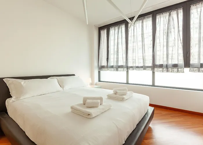 Apartment Easyhomes-madonnina View Mailand
