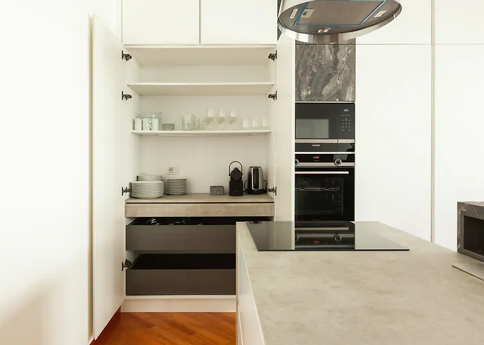 Apartment Easyhomes-madonnina View
